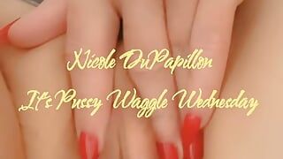 Nicole Dupapillon - самые длинные половые губы в Великобритании - виляние киски в среду