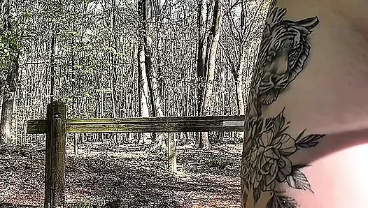 Ich Fingere Meinen Arsch Im Wald Und Spritze