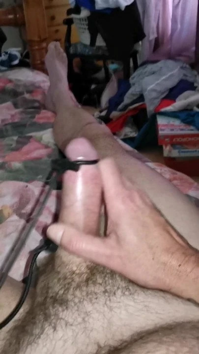 E-stim cumming