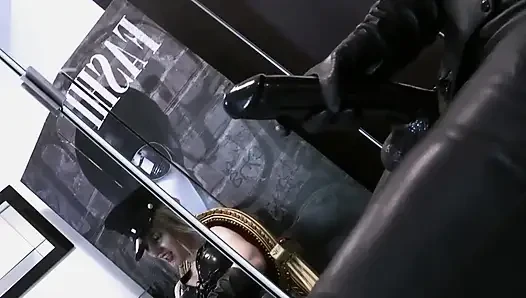 Das männliche ego schlagen