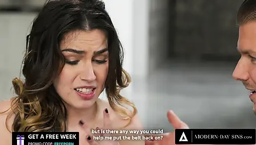 MODERN-DAY SINS - jungfräuliches schätzchen chanel camryn mit Keuschheitsgürtel betrügt FREUND mit diesem schlüsseldienst