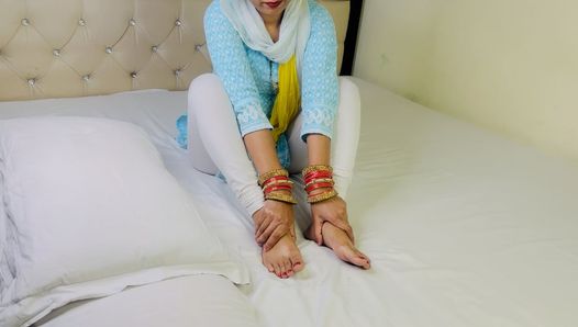Bhabhi Jee масляный массаж Karane Ka Mauka до devar секс с невесткой Devar, пожалуйста, дайте мне шанс сделать масляный массаж, романтический секс