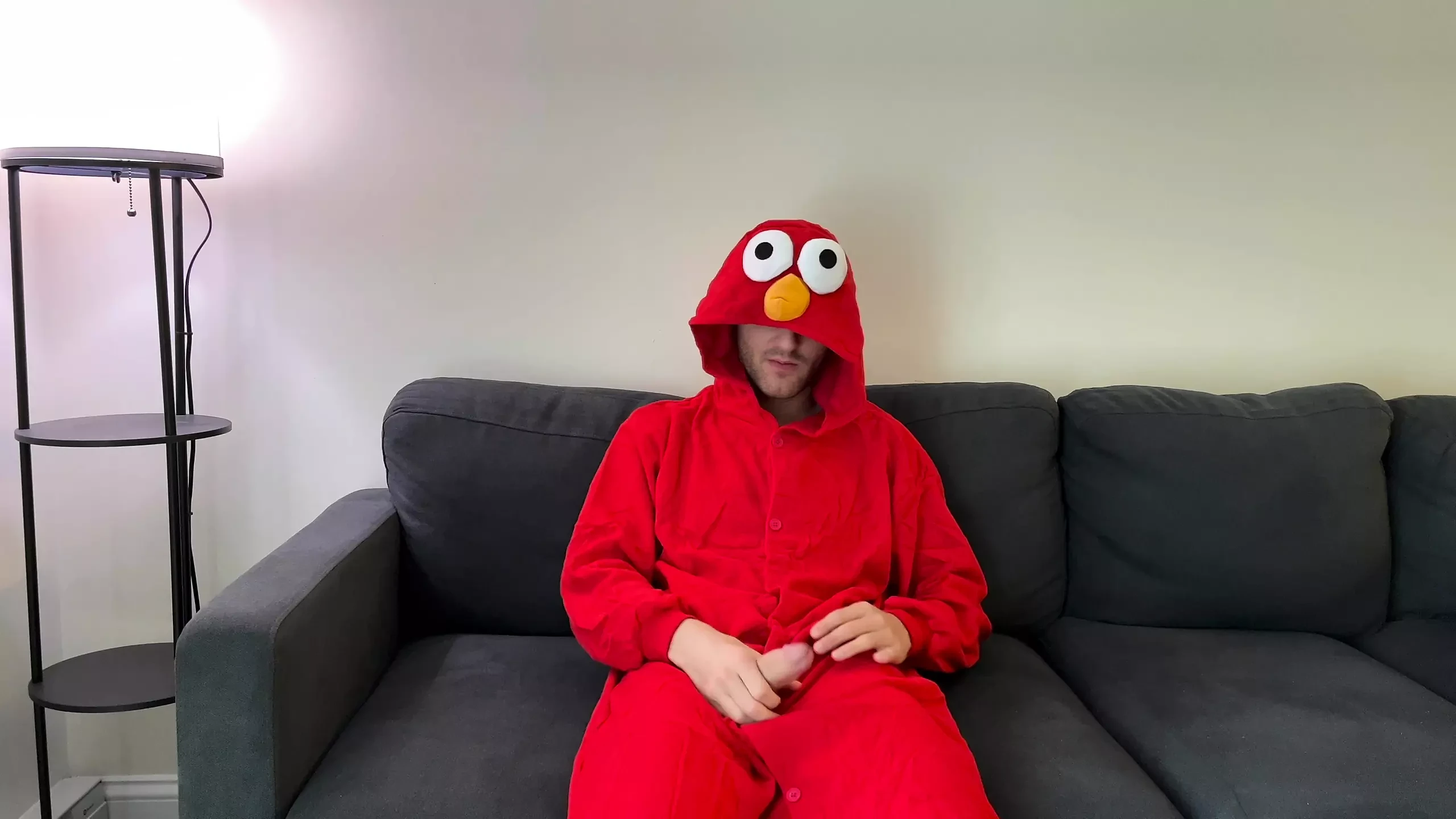 Ο Elmo γαμάει milfs pov