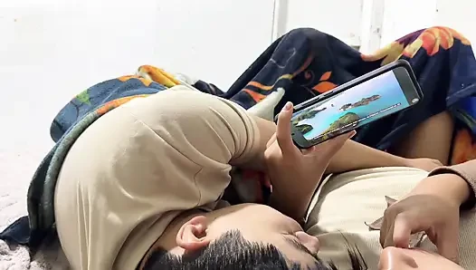 Lütfen durma ve içeride bitir! Yakında aldatılan kocam gelecek ve bizi keşfedebilecek