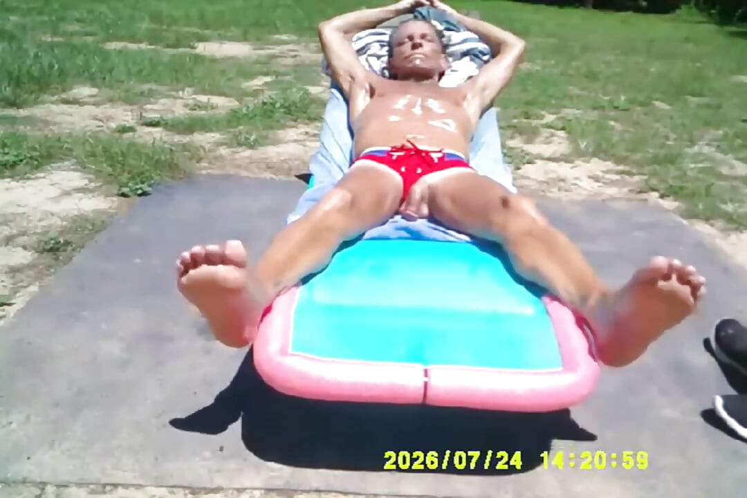 7-24-2026 Sun Dick Bielszy Odcień Bladego Aqualungu Dotyk Szarości