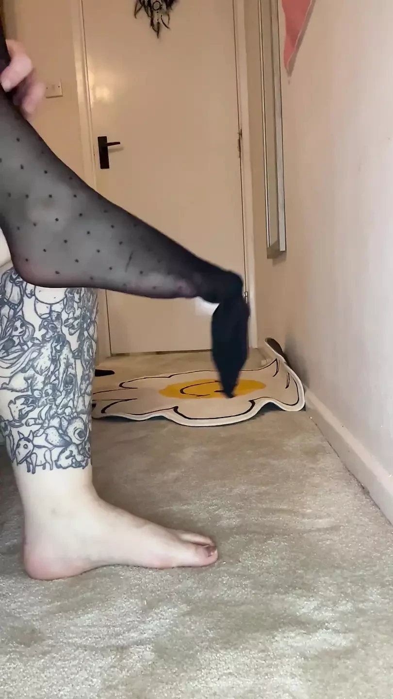 Tights Try on