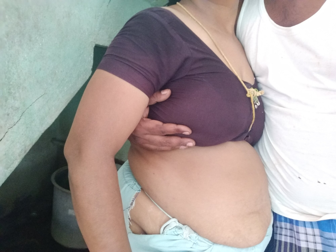 indian aunty big boobs