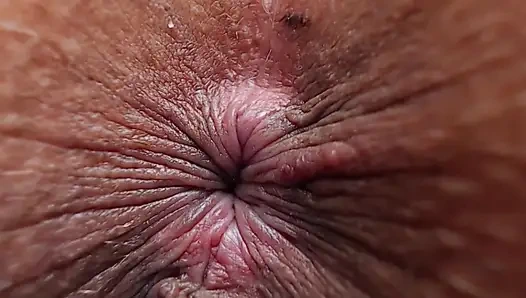 Kamu nggak pernah liat lubang pantat cewek cantik ini, klausulnya nggak pernah ada