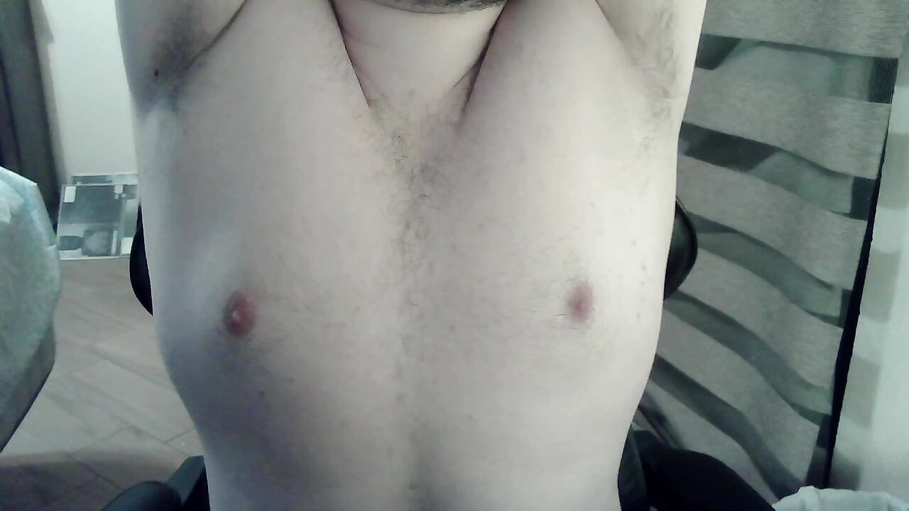 Beefy virgin camboy dances and flexes