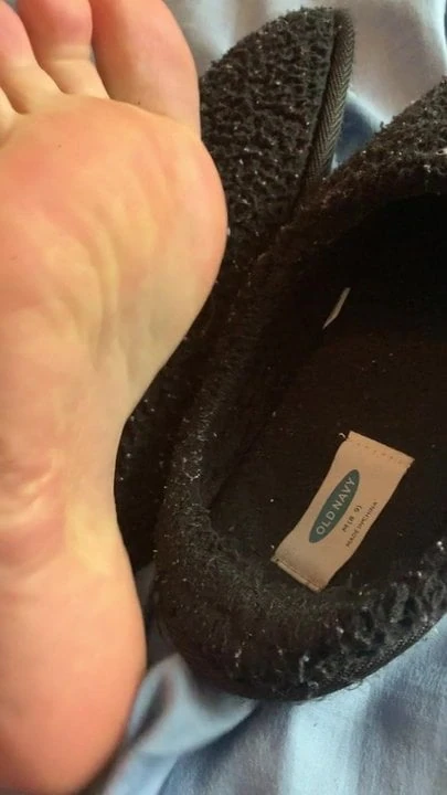 stinky feet and slipper