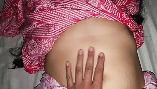 Kakak tiriku yang lebih tua ngentot memek perawan baruku yang masih 18 tahun.