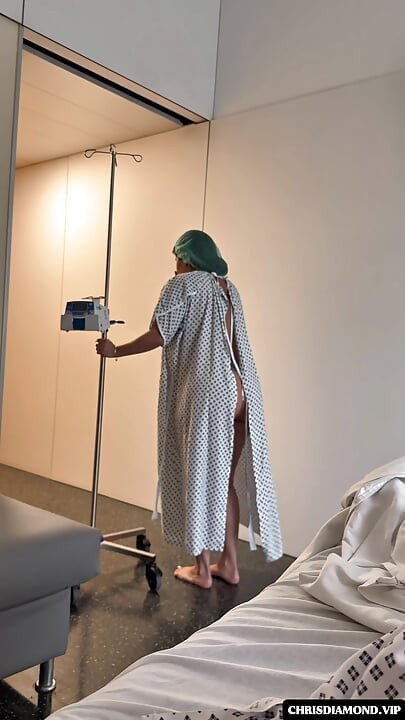 Fucking a Patient at the Hospital and Creampie