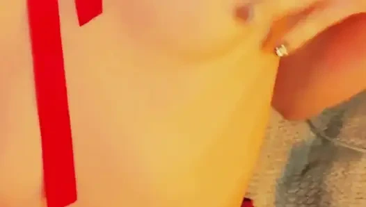 Это моя украинская сводная сестра, которая пришла ко мне в гости