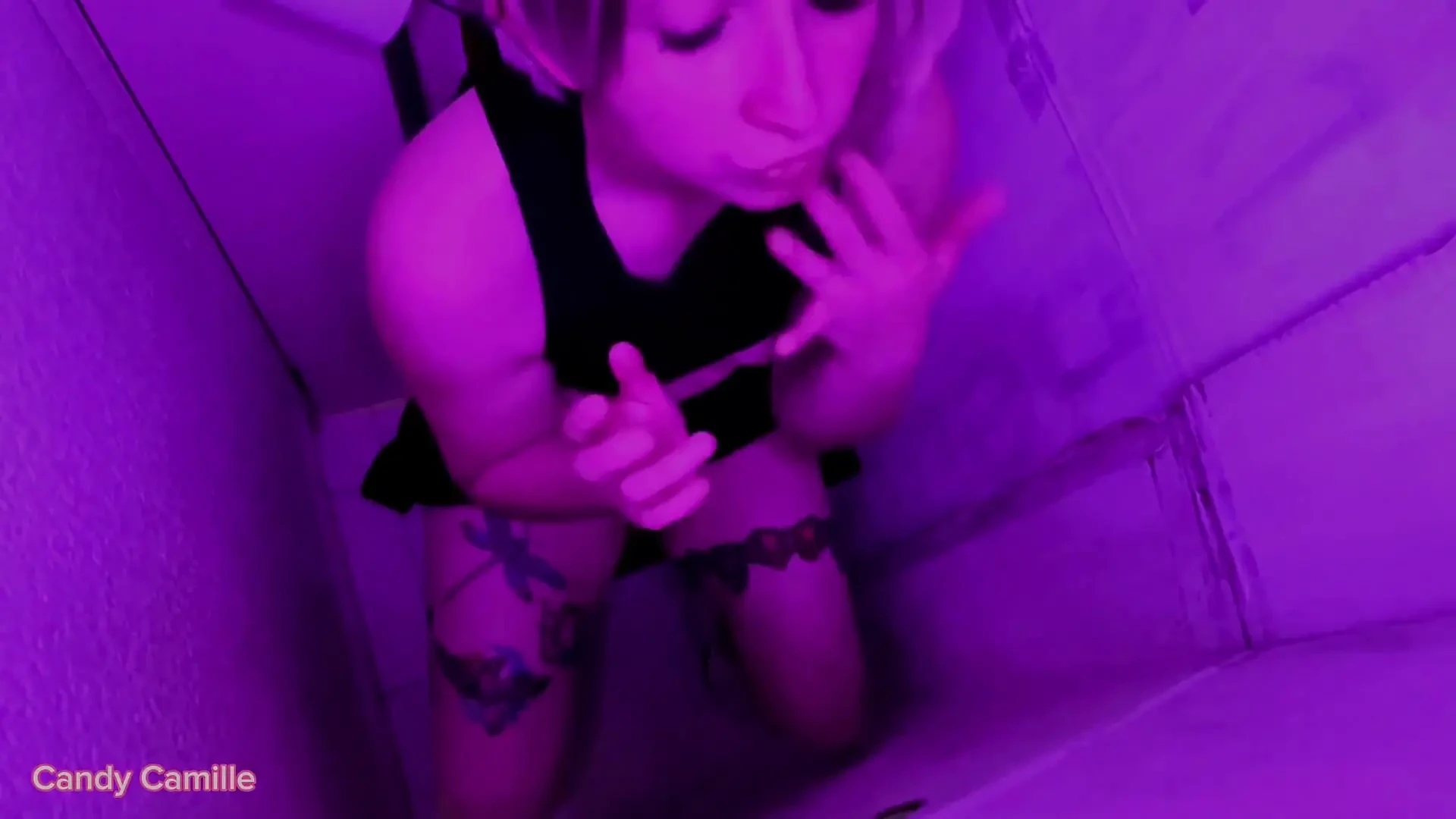 My First Glory Hole at Swinger Party (swallow 4 Cumshots)