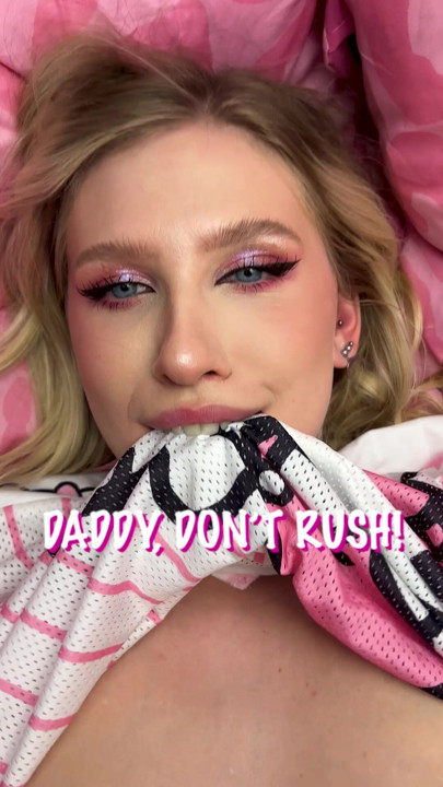 私の体が気に入ったら、プロフィールのOnlyFansのフルアクセスをぜひご覧ください!