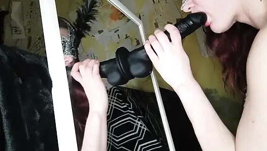 Pelatihan adalah suatu keharusan.