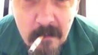 Fumare e masturbarsi in pubblico