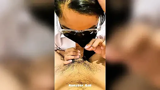 18+ pov siswi SMA: nyepong kontol besarku untuk pertama kali