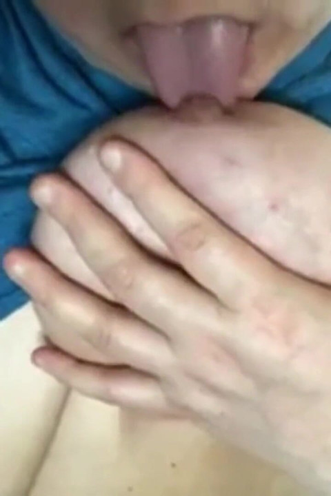 İri güzel kadın - seksi ateşli solo meme oyunu