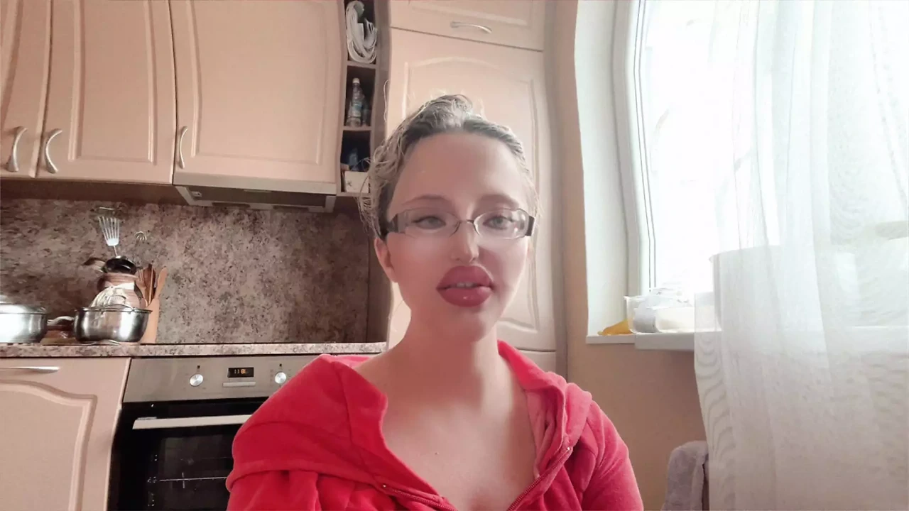 通过一个社会的眼睛来世界