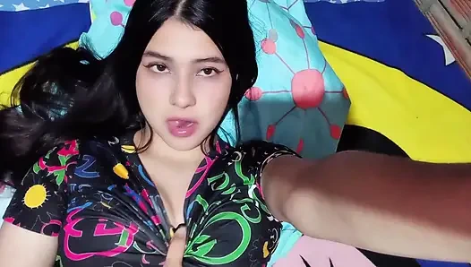 Video call sama adik iparku, aku tunjukin memekku