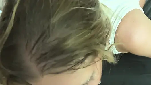 Riasan Rusak Tenggorokan Yang Sangat Keras Di Sepatu Nike