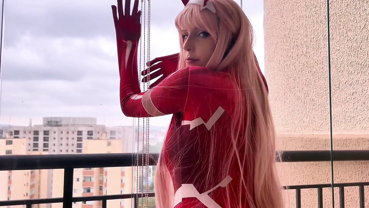 Zero Two Cosplay Blowjob, Fucking and Cumshot