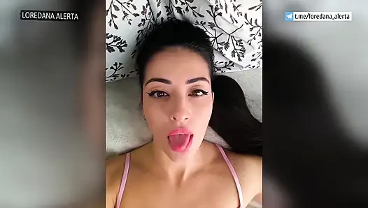 AKHEGAO MILF WITH A HORNY PUSSY FUCKS HERSELF IN ALL HOLES - Loredana Alerta