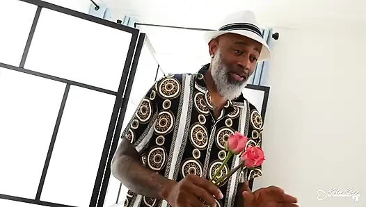 Ratu lounge episode 1