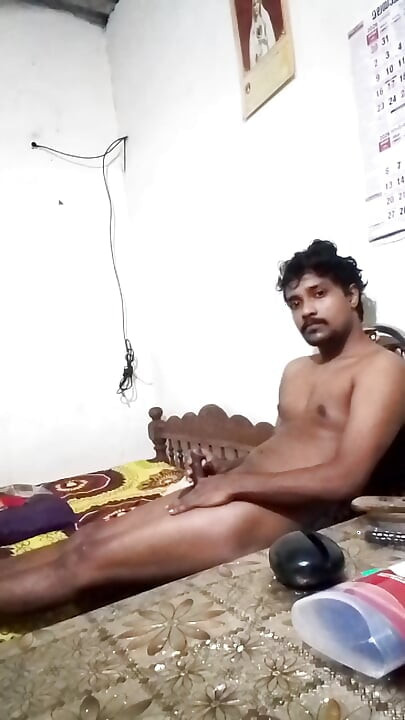 Sexy Indian master bating nude