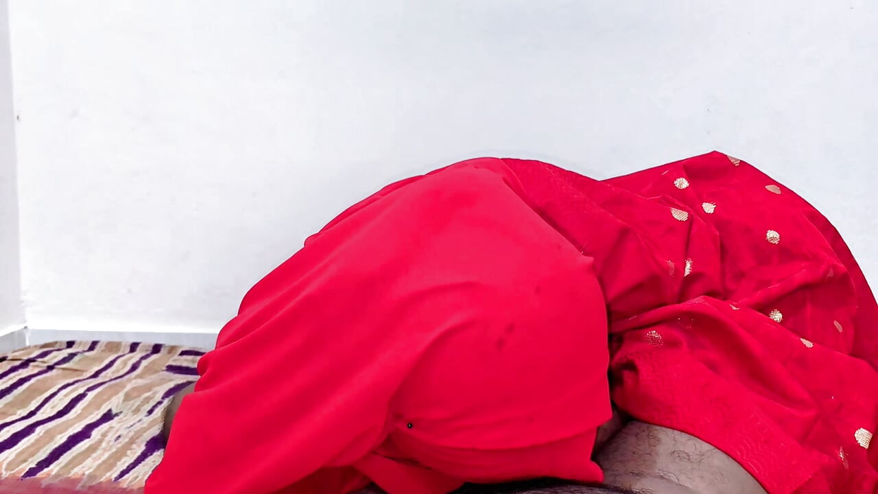 I had a great time fucking my desi stepmom, who was wearing a beautiful red saree.part 01