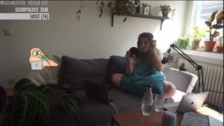 Meias na mesa camgirl