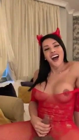 SEXY DEVIL TS!