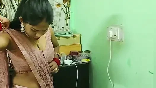 Desi bhabhi bos besar dan blawjab keras dan menjilati memek dan coks besar seks penuh