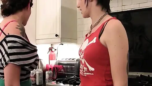 Настоящие истории любви между женщинами