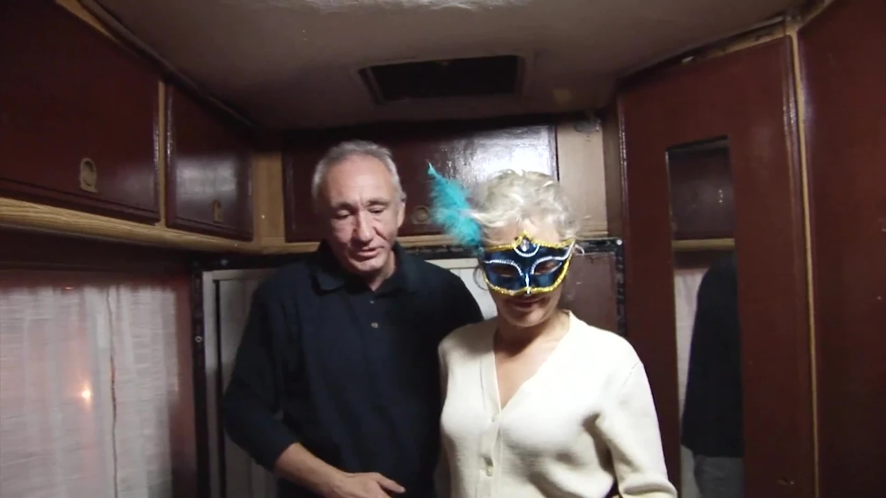 Looking always for random sex this nasty bitch Ep3