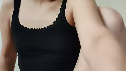 Aku muasin diriku sendiri pakai pisang