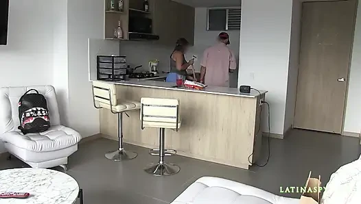 mein zimmermädchen hat den wunderschönen körper teil 2