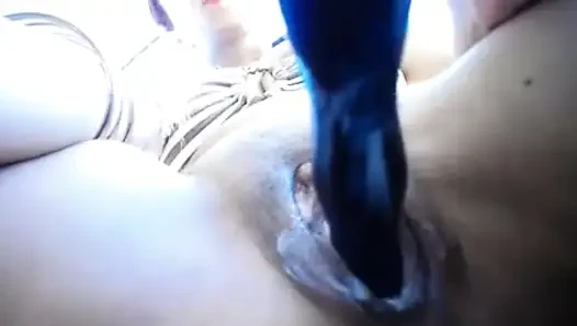 Üniversiteli kız amcığını çok yakın gösteriyor!