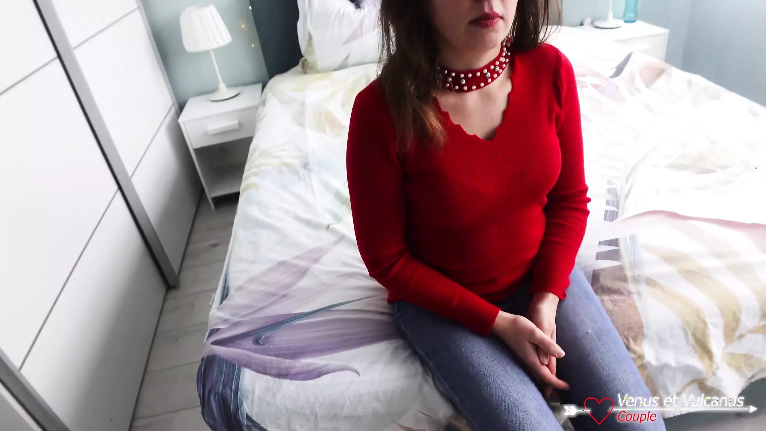 새엄마는 배다른 아들의 알몸을 완전히 볼 줄은 몰랐지만 자지를 즐겼습니다.