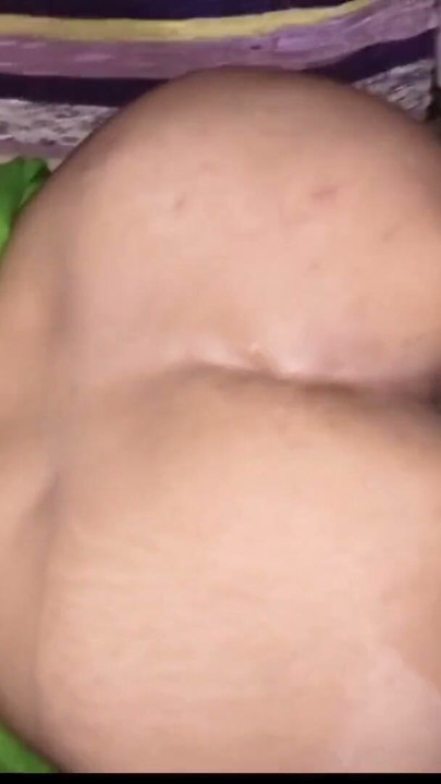 Mi novio vecino me folló detrás de mi esposo, traté de vaquera inversa con él | Clip 1