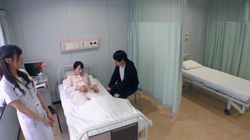 Doing This Is Wrong for a Stepdad, I Know, Still I Fell to Temptation