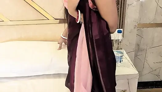Hot Mistress checks if her servant can make her happy while her husband are not at home
