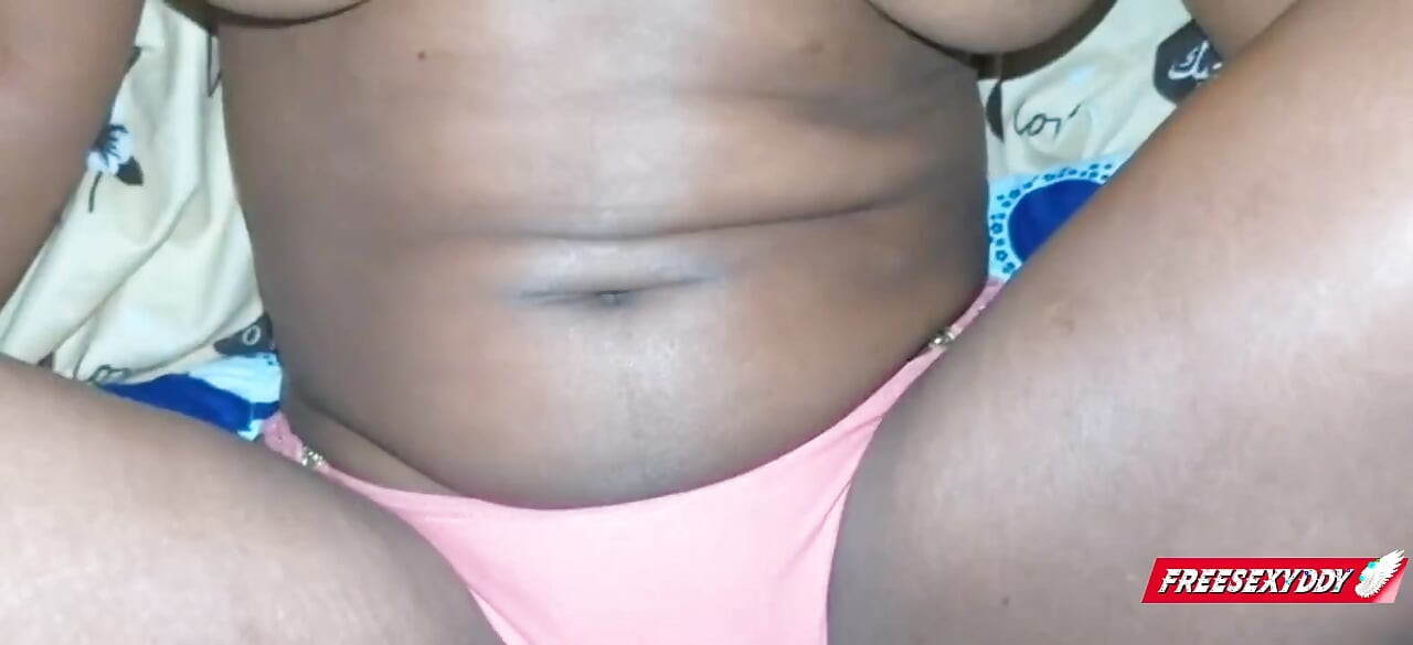 The owner's 18-year-old wears tight leggings