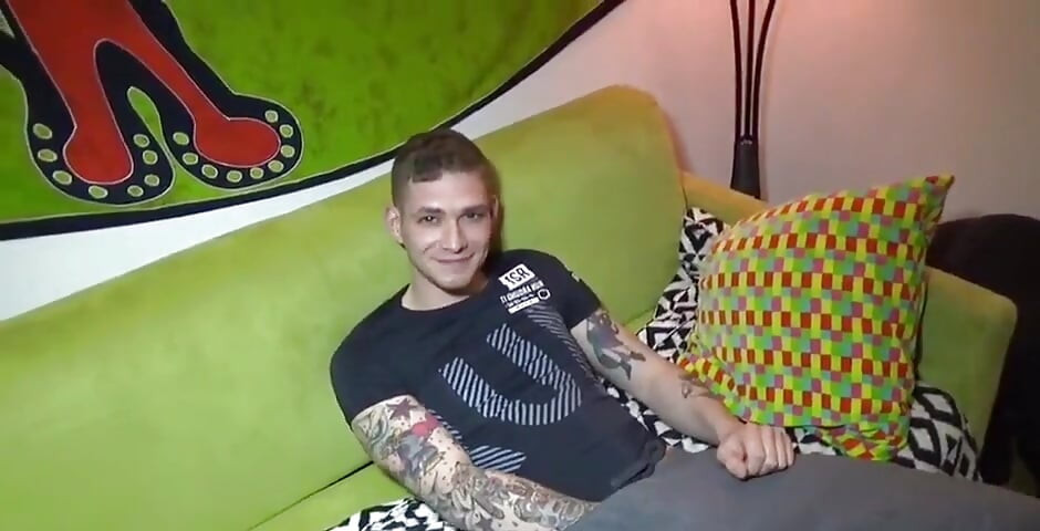 The Sexy Twink Jerome James Fucked Raw by The Straight Aaron Master in Paris