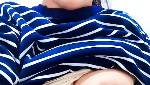 Desi hornny girl Fingring her self pusy xvideo viral mms