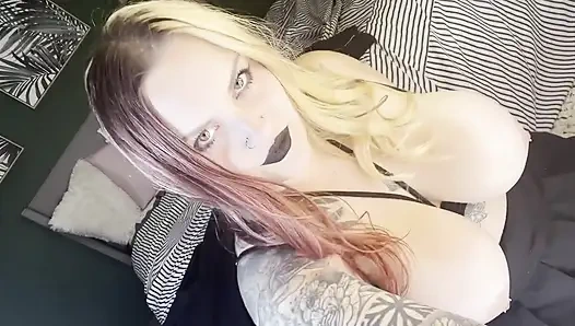 Menghamili teman lesbianmu