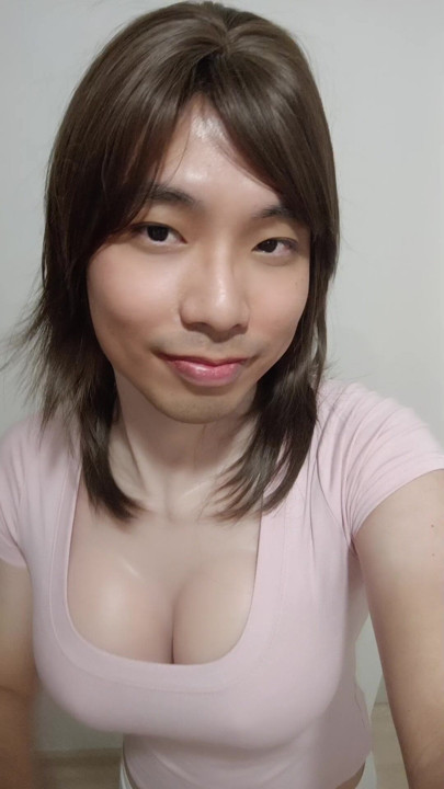 Thai ladyboy show her cute face
