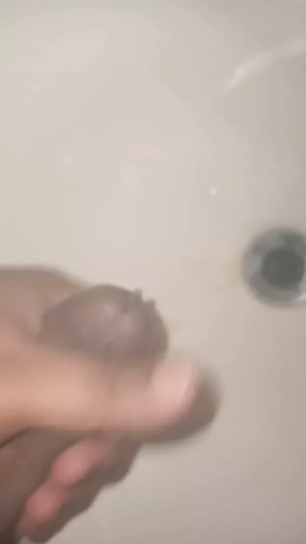 8in Cummings in bathroom