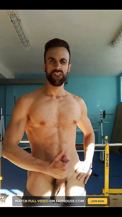 Vrei să fii futută la sală?